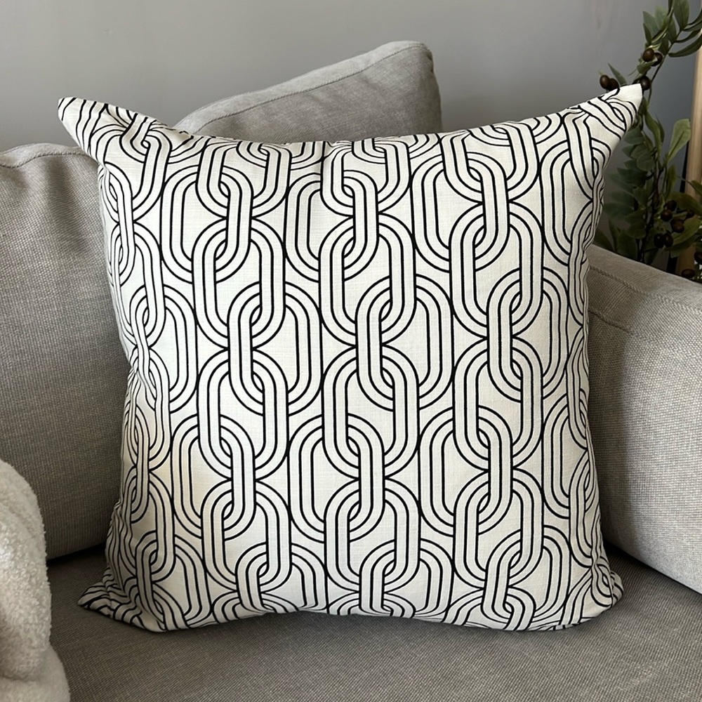 Set of 2 Decorative Pillow Covers